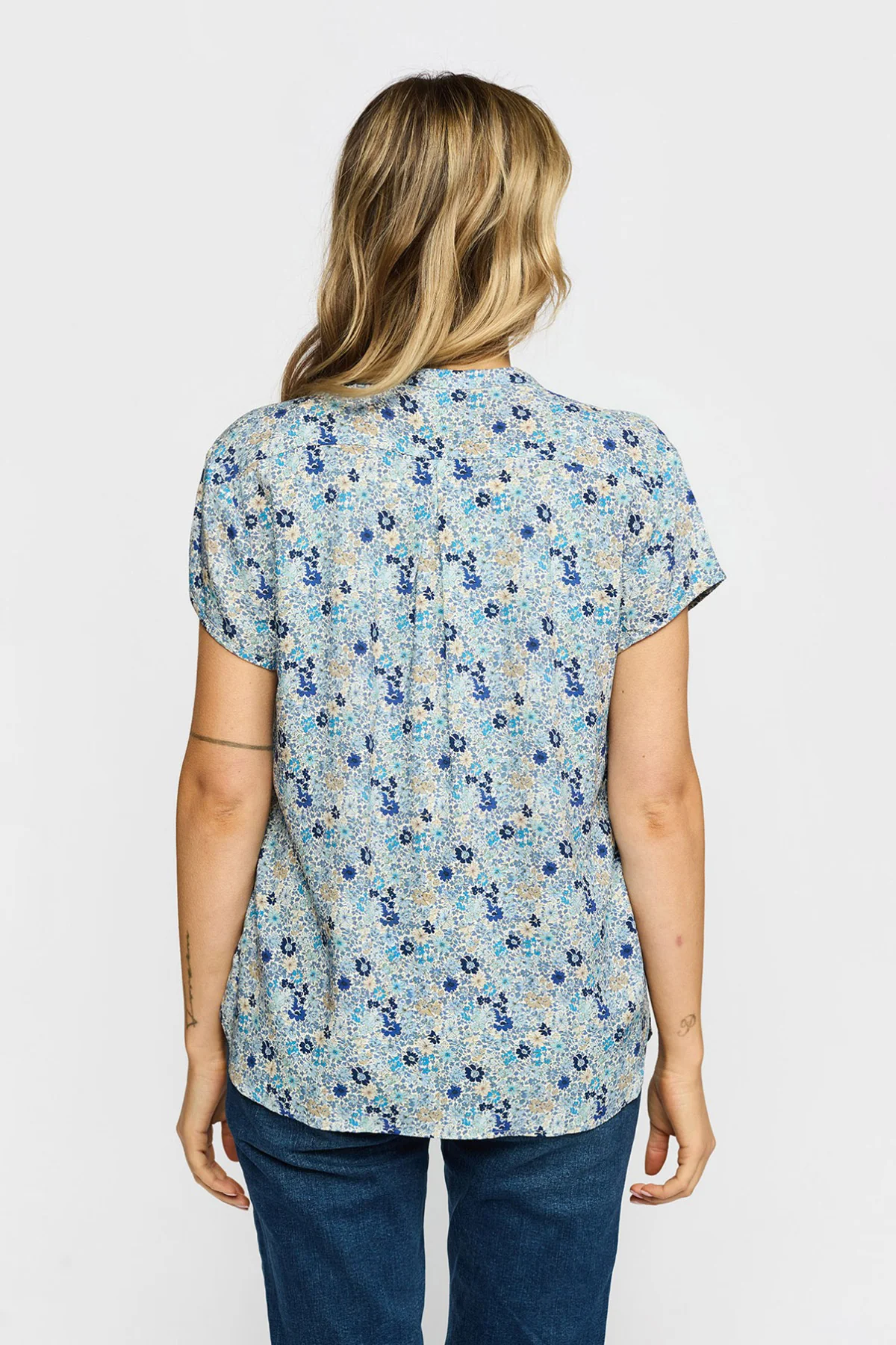 BLOOME - Kortærmet bluse med knapper - Image 4
