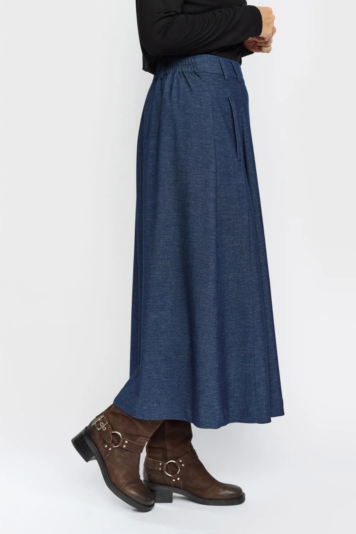 2 BIZ ELINA - Image 3