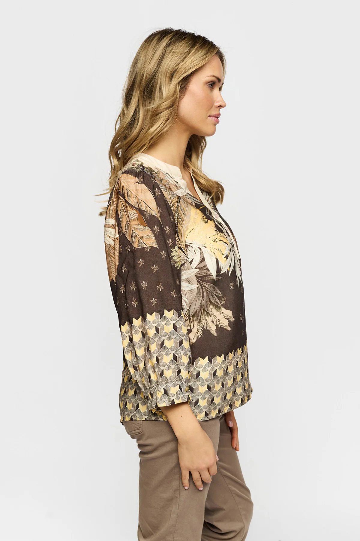 JOSEFINE - Mønstret bluse med trekvartærmer - Image 2