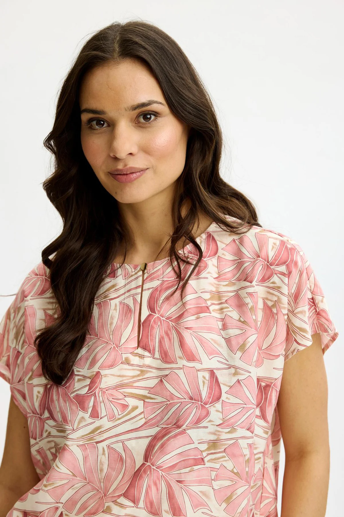 Amalie - Bluse med guldknap - Image 6