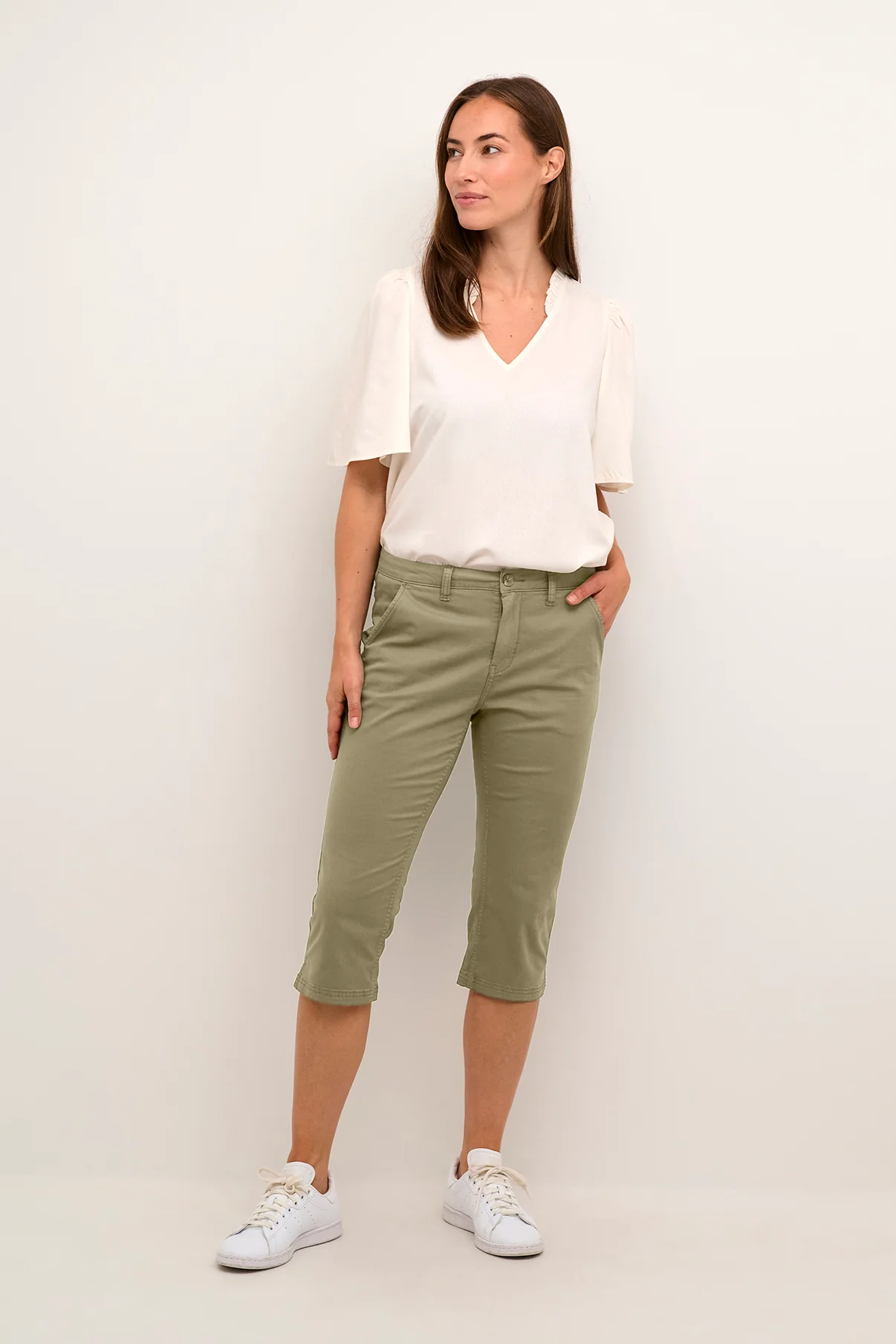 Culture CUbrita Capri Pants - Image 7