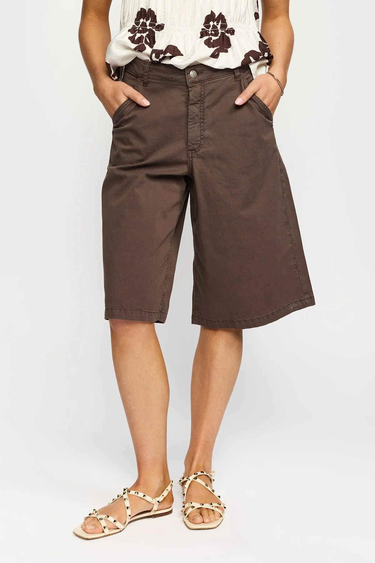 FRIDA - Lange shorts med vide ben - Image 9