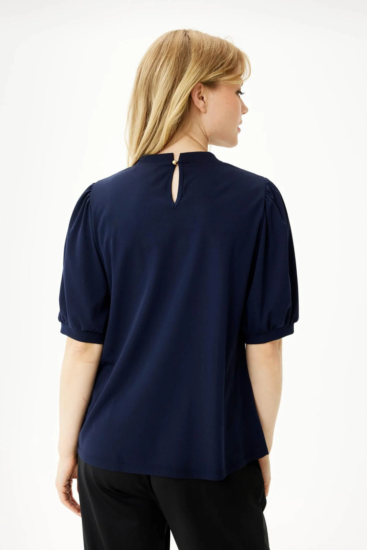Grazia - Bluse med korte ærmer og rynkedetalje ved halsen - Image 7