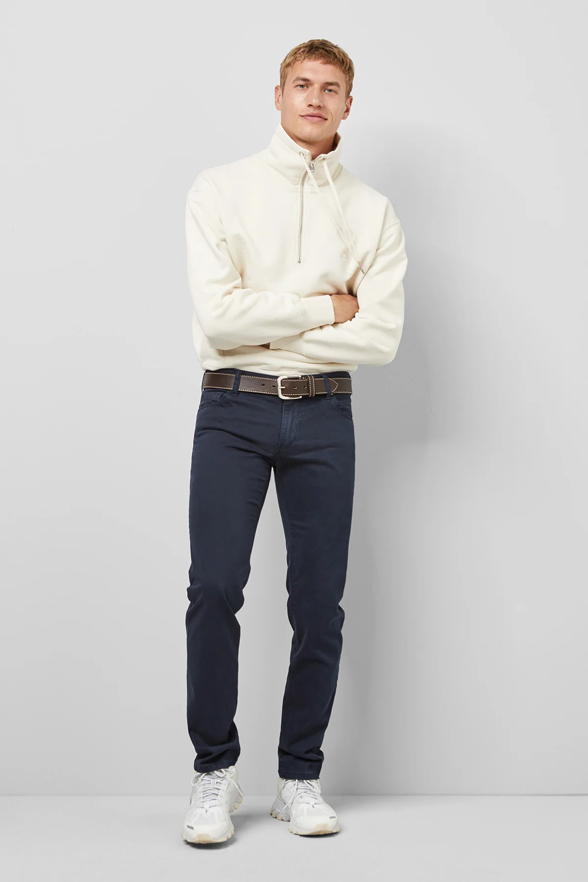 M5 Slim five pocket - Image 12