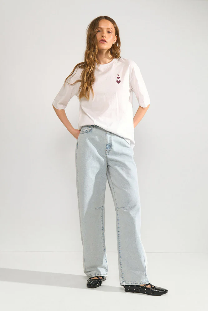 NUANYKA - Oversized t-shirt med grafisk rygprint - Image 2