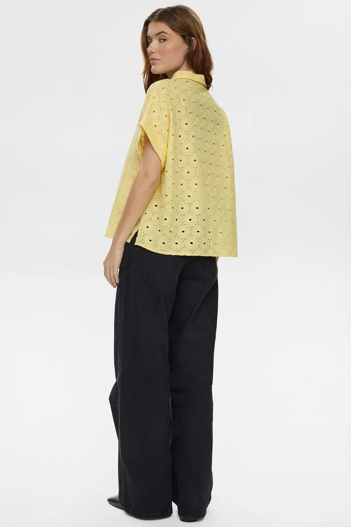 NÜMPH NUPALMA SLEEVELESS SHIRT - Image 3