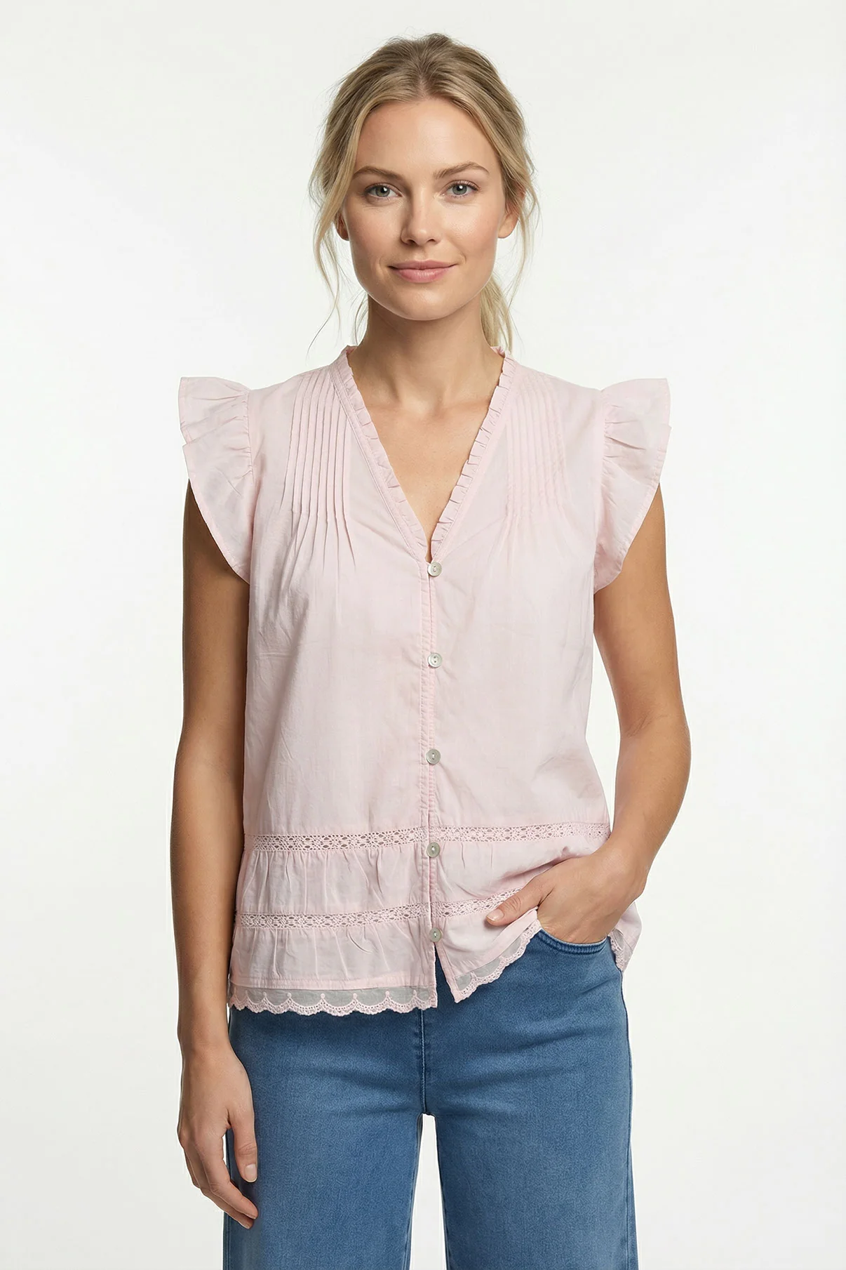 PEACH - Skjortebluse med flæser og broderi detaljer